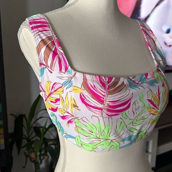 No boundries Size XL (15-17) swim suit top white and pink floral print - Picture 3 of 4
